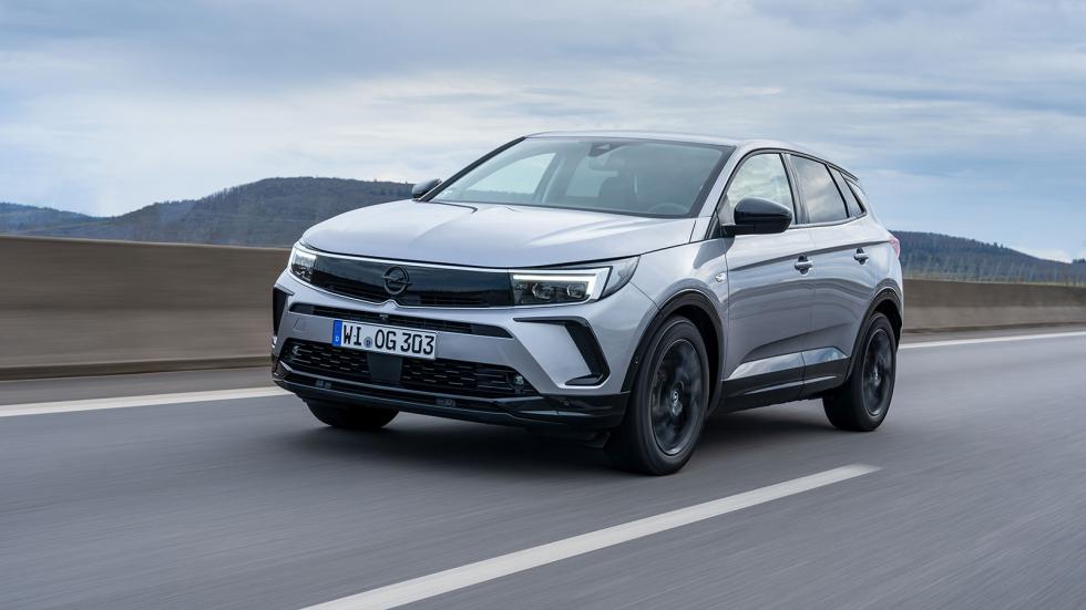 Opel Grandland Hybrid: Με 136 άλογα και 15% μειωμένη κατανάλωση  